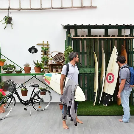 Bed & Breakfast Mercearia D'alegria Boutique Peniche