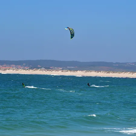 Bed & Breakfast Mercearia D'alegria Boutique Peniche